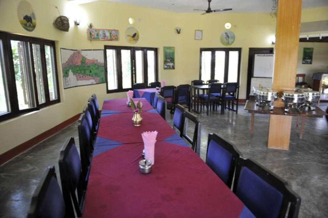 Travellers Jungle Camp-Sauraha Hotel Exterior photo