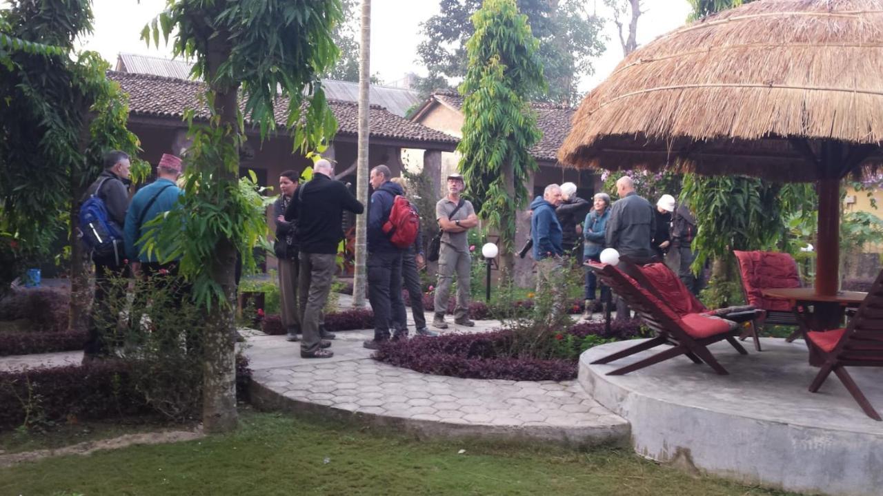 Travellers Jungle Camp-Sauraha Hotel Exterior photo